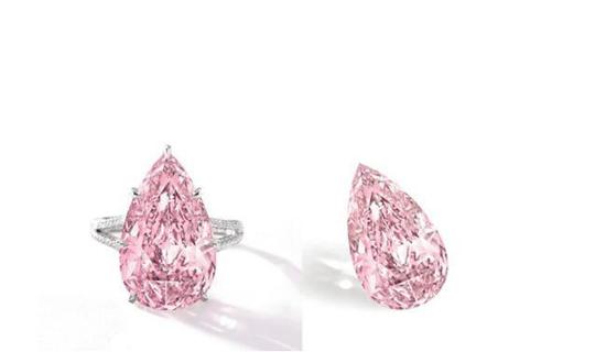2014苏富比秋拍，以1亿3788万港元价格成交的8.41克拉鲜彩紫粉红色无瑕钻石。