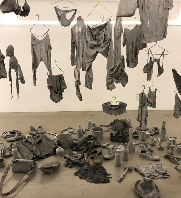《重新雕塑系列作品》 二打六小组 综合材料(尺寸可变) 2016-2020