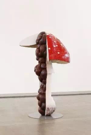 《Giant Triple Mushroom》Carsten Holler卡斯丁·霍勒