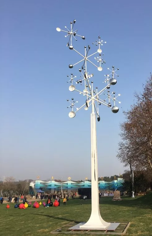 景育民《树影》
