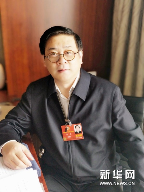 全国政协委员、中国美协分党组书记徐里