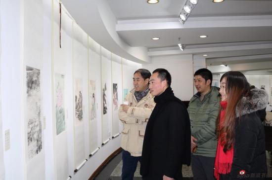 著名美术评论家纪太年先生点评青年画家们的参展作品