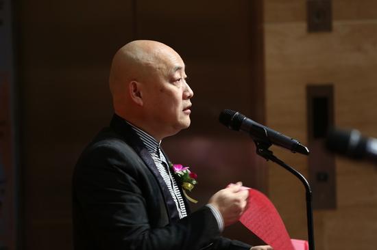 四川美术学院副院长张杰主持开幕式