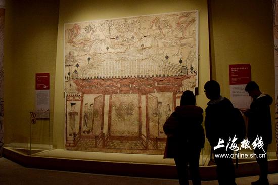 长3.2米，高3.5米的“忻州九原岗北朝壁画墓墓道北壁”壁画