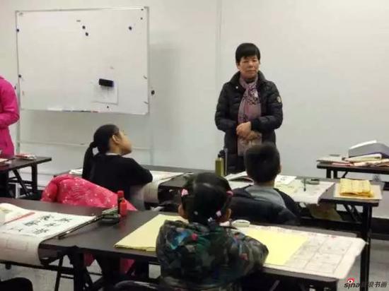 研究院李静院长亲自来到首期少儿班培训现场,并向家长及小学员们作了讲话