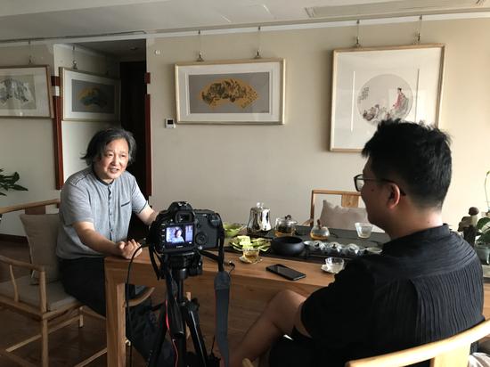 顾平接受记者专访