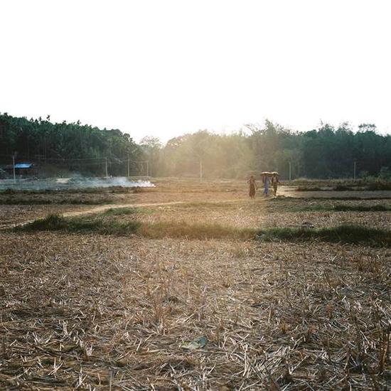 80后摄影师流放自我 异国拍摄属于自己的岛