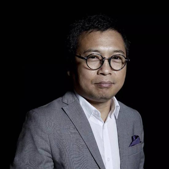 黄笃 批评家,策展人