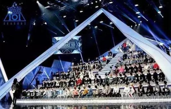 (韩国《produce101》的舞台)