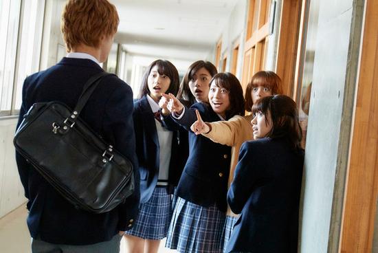 真人电影《狼少女与黑王子》最新剧照公开