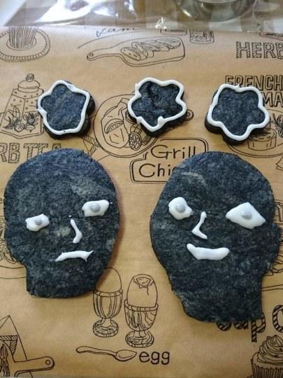 真·黑暗料理 《柯南》黑影人饼干崩坏成新精神污染