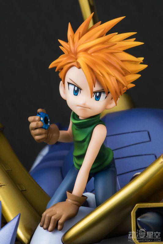 《数码宝贝》钢铁加鲁鲁限定手办 究极战士霸