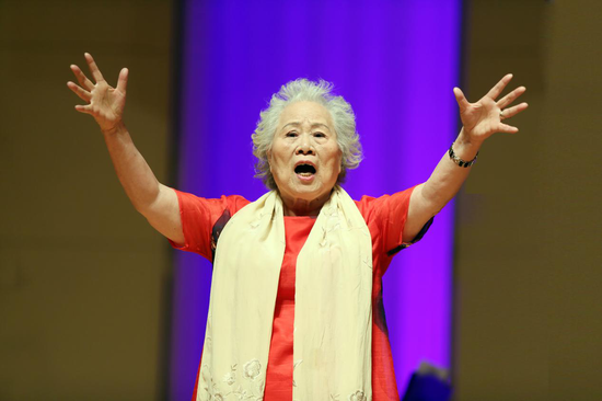 　　郭淑珍老师演唱《黄河怨》