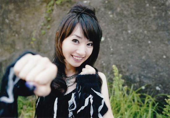 第1位:水树奈奈 921票