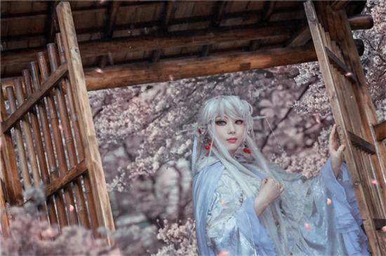【cosplay美图】芙蓉铸客,惬意居于青梗山