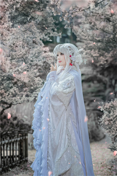 【cosplay美图】芙蓉铸客,惬意居于青梗山
