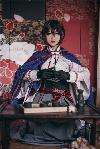 cosplay美图蔷薇少女苍星石