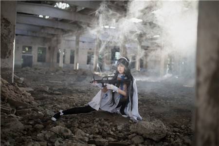 【cosplay美图】《少女前线》95式