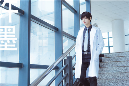 【cosplay美图】《恋与制作人》许墨