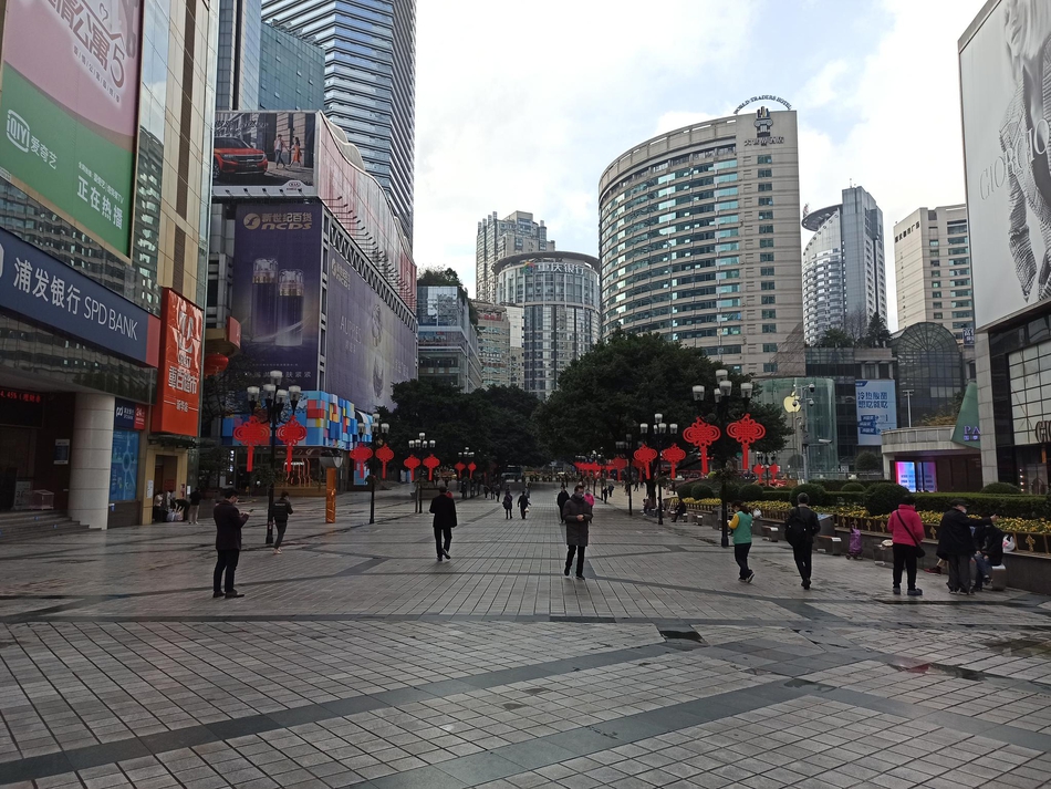 解放碑人口_重庆解放碑图片(3)