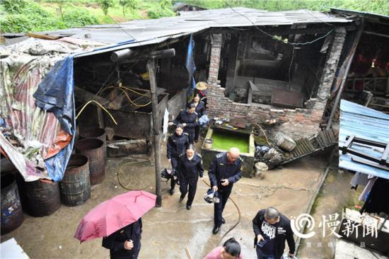 养猪场整治现场