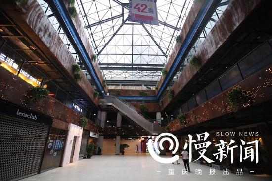 艺术公园内装饰铁板专门做了做旧处理