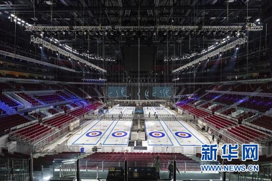 图为比赛举办地华熙LIVE?鱼洞——华熙文体中心内景。新华网发(巴南宣传部供图)