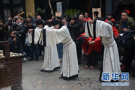 春节期间,重庆湖广会馆举行了禹王祭祀祈福仪式。新华网 韩梦霖 摄