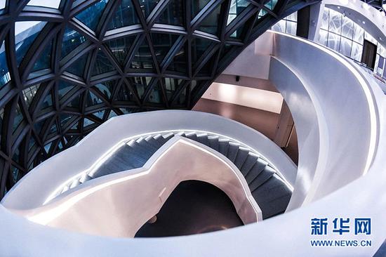 图为悦来美术馆内部照片。新华网 韩梦霖 摄
