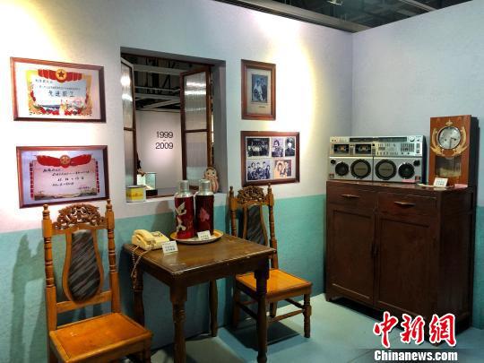 图为“百姓生活记忆展”现场。 钟旖 摄