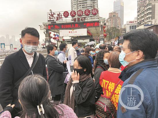 “父母相亲角”来了群90后。