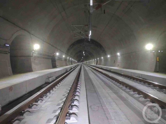 穿3座大山、跨8条江河……郑渝高铁线路这样勾勒而出