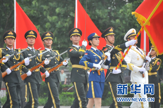 中国人民解放军陆海空三军仪仗队——行走的中国军队宣传片