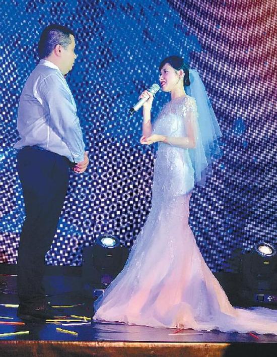 婚礼当天的二人