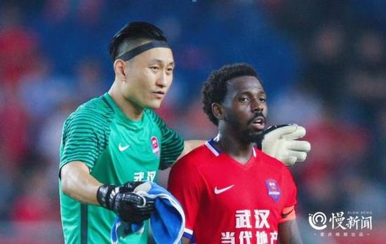 当代力帆球员玩王者荣耀 来看看他们的排名如