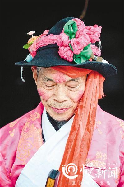 演小生的黄代财
