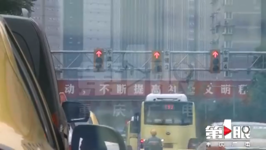当时,许师傅连车费也没有收,就赶紧让一家人送孩子去接受救治。