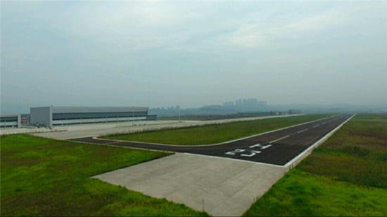 4dd6e0292f636359e5cd034336dcd8c9.jpg 龙兴机场
