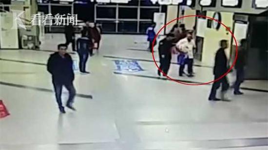 盲人恶搞大叔视频,盲人恶搞大叔视频大全