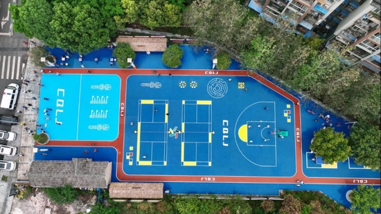 嘉和社区体育公园全景。(江于同摄)
