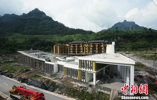 图为即将竣工的中益老场镇建设项目。重庆大学供图