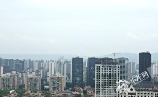 今日早晨,天气凉爽。记者 李文科 摄