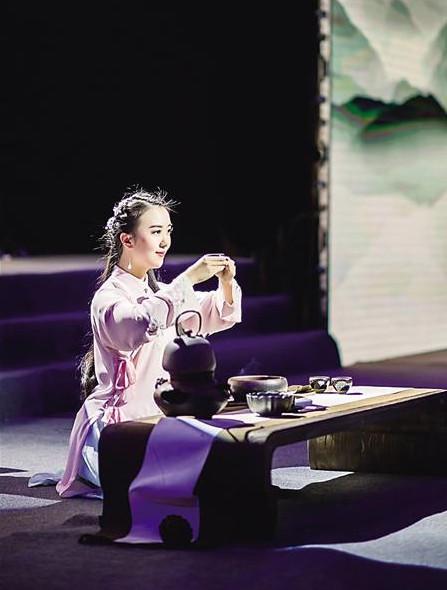 茶道授课现场 本组图片由 记者 滕飞飞 摄