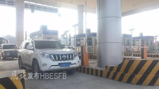 重庆又一条跨省高速正式通车!万州到利川小车