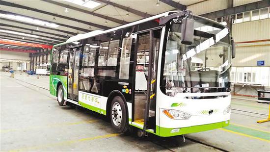 图为中铝西南铝试制的全铝车身新能源客车。(中铝西南铝供图)