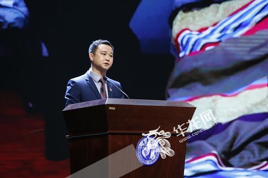 菊康丽农业综合开发有限责任公司总经理简义相。记者 石涛 摄