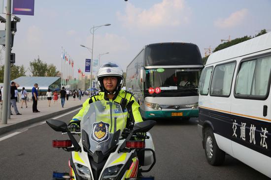 图为渝北渝警骁骑队员刘盛建。渝北区交巡警支队供图