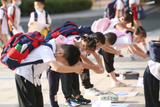现场图。(学校供图)