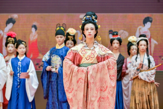 国风汉服复原秀