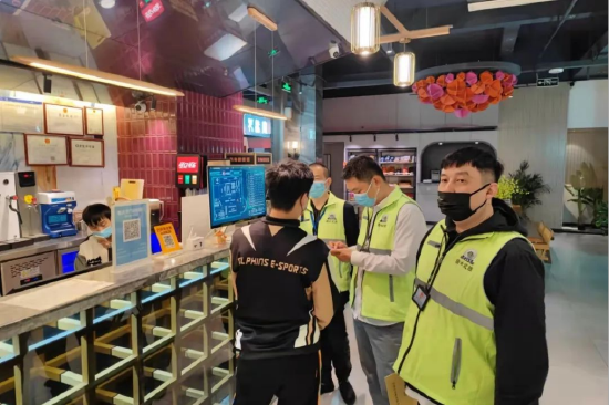 密集执法巡查中